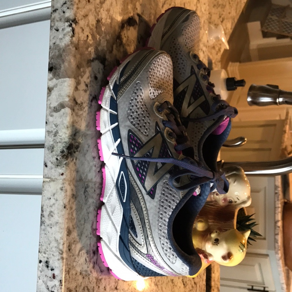 New balance women's running.  Retail 119.99